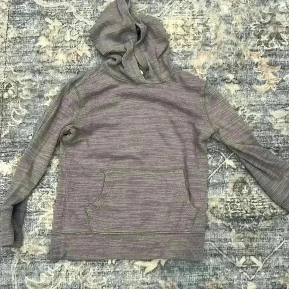 Girls long sleeve shirts bundle size 6. All in good condition! - Picture 10 of 11